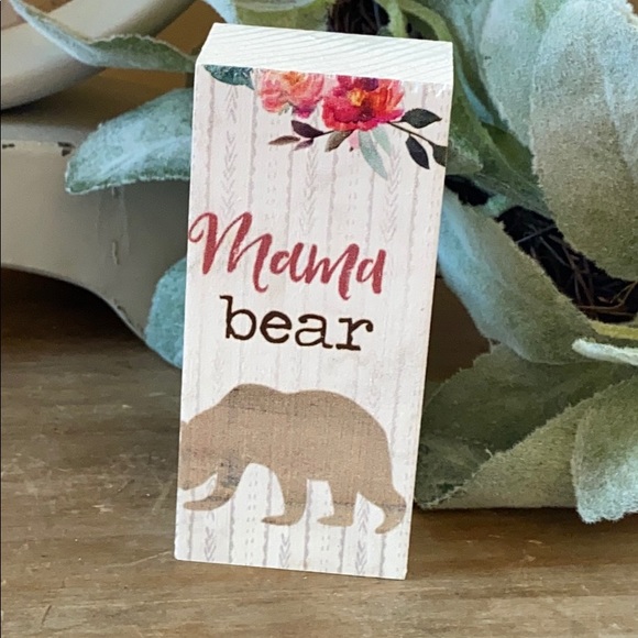 Other - Last1❗️Rustic Farmhouse Wood Mama Bear Floral Sign